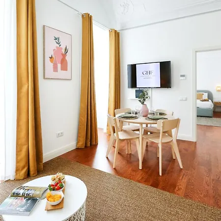 Endless Summer Apartment